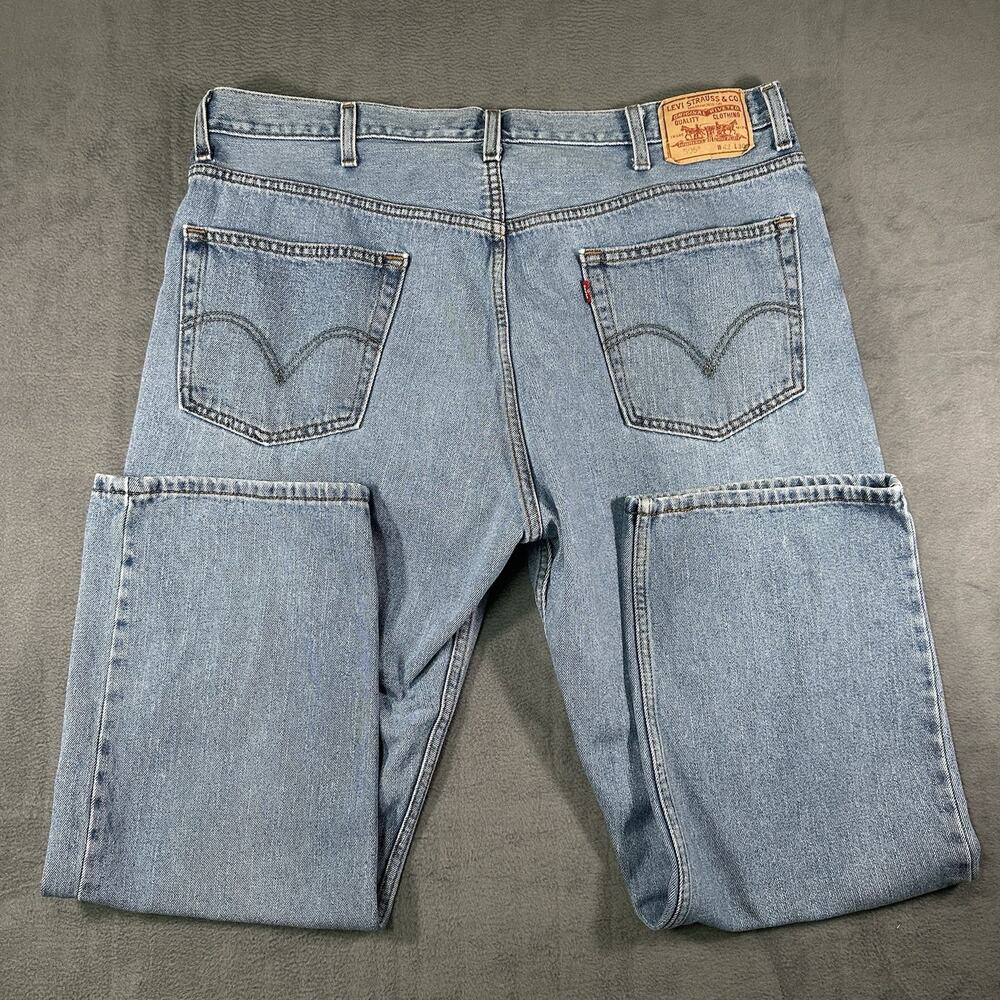 Levis 505 Jeans Mens 42x30 Regular Fit Straight Leg Denim Light Wash Y2K - Picture 9 of 10